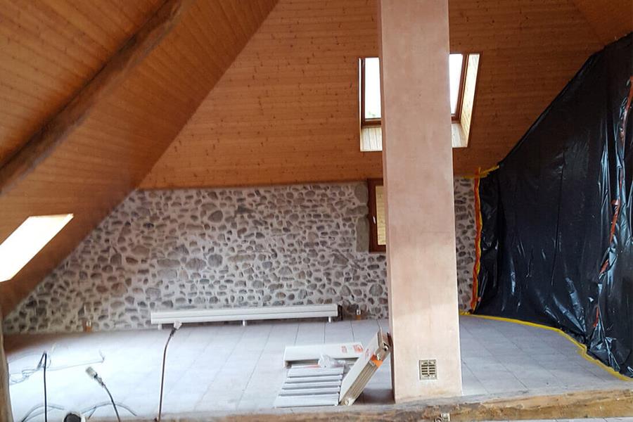 Sola, Rénovation d'une ancienne bâtisse